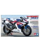 TAMIYA 1/12 SCALE MODEL MOTOR CYCLE KIT - 14141 CRB 1000 FIREBLADE TA14141 