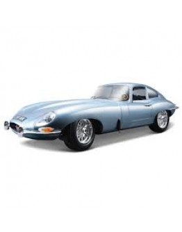 BURAGO 1/18 SCALE DIE-CAST CAR MODEL - 12044 - JAGUAR E-TYPE COUPE 61 BU12044