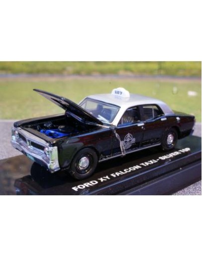 COOEE CLASSICS ROAD RAGERS 1/64 DIE-CAST MODEL - CC64019 - FORD XY FALCON TAXI - SILVER TOP 