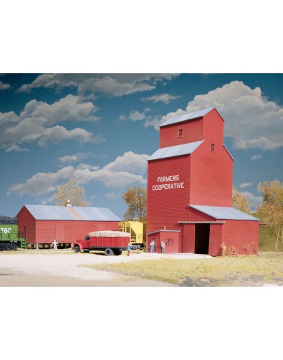 WALTHERS CORNERSTONE HO BUILDING KIT  9333036 Farmers Cooperative Rural Grain Elevator