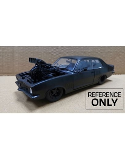 DDA COLLECTIBLES 1/24 SCALE PLASTIC MODEL CAR KIT - DDA614K - LJ Torana Supercharged Sealed Body Opening Bonnet w/Engine