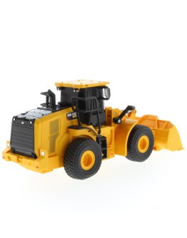 DIECAST MASTERS - CAT 1/64 DIE CAST MODEL - 84646 - CAT 950M WHEEL LOADER - CAT84646