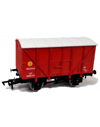 DAPOL OO SCALE WAGON 4F-016-025 BR 12 TON BANANA VAN - BR #B881720 - BR CRIMSON 