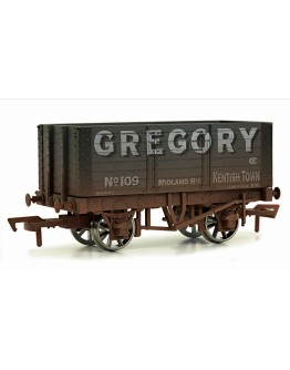 DAPOL OO SCALE WAGON 4F-072-010 7 PLANK 9FT WHEELBASE OPEN WAGON - GREGORY # 109 - GREY [WEATHERED] - DA4F072010