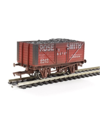 DAPOL OO SCALE WAGON 4F-080-103 - 8 PLANK OPEN WAGON W/LOAD - ROSE SMITH & CO LTD # 8243 - RED [WEATHERED]