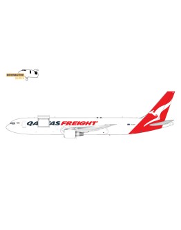 GEMINI JETS 1/200 SCALE DIE-CAST MODEL - G2QFA1172 - Qantas Freight Boeing 767-300ERF (Interactive Series)