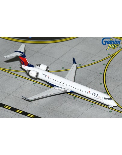 GEMINI JETS 1/400 SCALE DIE-CAST MODEL - GJDAL2029 - Delta Connection Bombardier CRJ900LR