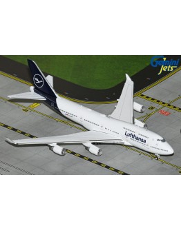 GEMINI JETS 1/400 SCALE DIE-CAST MODEL - GJDLH2208 - Lufthansa Boeing 747-400