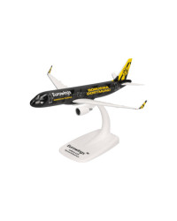 HERPA 1/200 SCALE PLASTIC SNAP FIT MODEL - 614658 - Eurowings Airbus A320 "BVD Mannschaftairbus"