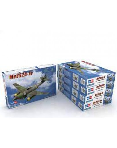 HOBBY BOSS 1/72 SCALE MODEL AIRCRAFT KIT - 80249 - ME262A-1A HB80249