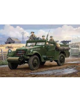 HOBBY BOSS 1/35 SCALE MILITARY MODEL KIT - 82451 - US M3A1 WHITE SCOUT CAR HB82451