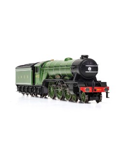 HORNBY RAILROAD OO SCALE STEAM LOCOMOTIVE - R3086 - Gresley Class A3 4-6-2 # 4472 'Flying Scotsman' LNER Green