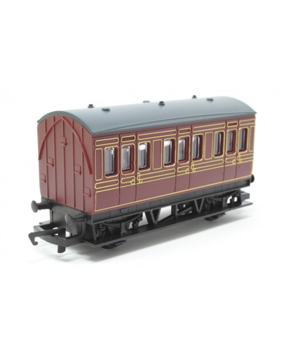 HORNBY RAILROAD OO SCALE CARRIAGE - R4671 - Freelance 4 wheel Coach - LMS Maroon