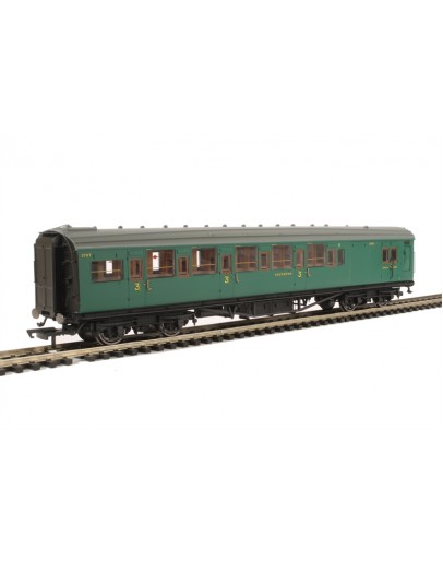 HORNBY OO SCALE CARRIAGE - R4736 - SR Maunsell Brake Third Coach # 3797 SR Malachite Green