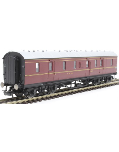 HORNBY OO SCALE CARRIAGE - R4843 LMS Stanier 50' Passenger Brake #31010 LMS Crimson Lake