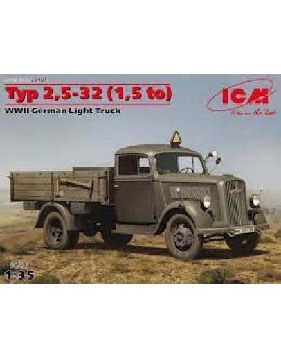 ICM 1/35 SCALE PLASTIC MILITARY MODEL KIT - 35401 - TYP 2,5-32 WW2 GERMAN LIGHT TRUCK ICM35401