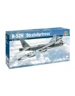 ITALERI 1/72  SCALE MODEL AIRCRAFT KIT - 1442S - B-52H Stratofortress 