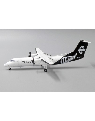 JC WINGS 1/200 SCALE DIE-CAST MODEL - XX2273 - BOMBARDIER DASH 8 SERIES 300 - AIR NEW ZEALAND ZK-NES