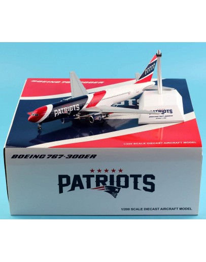 JC WINGS 1/200 SCALE DIE-CAST MODEL - PX2PAT193 - Patriots Boeing 767-300ER