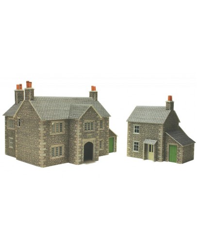 METCALFE OO/HO SCALE CARD BUILDING KIT - PO250 Manor Farm House