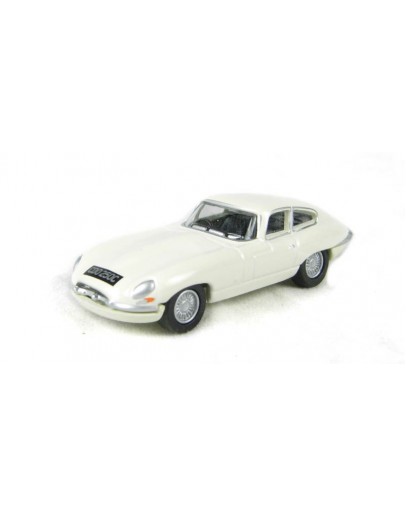 OXFORD DIECAST 1/76 DIE-CAST MODEL - 76ETYP004 Jaguar E-Type Series 1 Coupe - Old English White