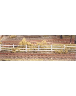 RATIO PLASTIC MODELS - N SCALE BUILDING KIT - RT216 3 Bar Fences [White]