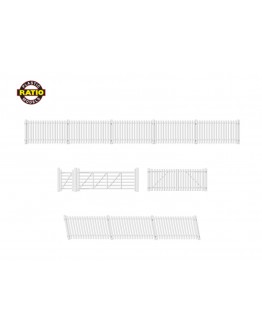 RATIO PLASTIC MODELS - OO/HO SCALE BUILDING KIT - RT420 GWR Station Fencing - White [Includes Gates & Ramps]