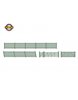 RATIO PLASTIC MODELS - OO/HO SCALE BUILDING KIT - RT430 Picket Fencing - Green