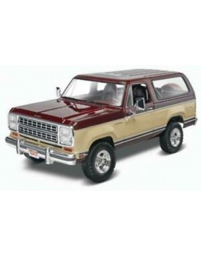 REVELL 1/24 SCALE PLASTIC MODEL CAR KIT - 14372 - 1980 DODGE RAMCHARGER RE14372