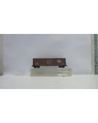 SECOND HAND N GAUGE WAGONS - SHN015 MICRO TRAINS - 50FT RIB SIDE BOX CAR - MILWAUKEE ROAD - SHN015