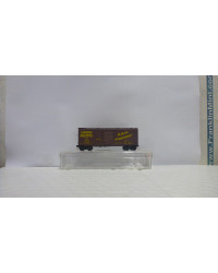 SECOND HAND N GAUGE WAGONS - SHN027 MICRO TRAINS -50 FT STANDARD BOX CAR - UNION PACIFIC - SHN027