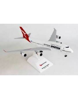 SKY MARKS 1/200 SCALE SOLID PLASTIC MODEL - SKR1064 - Qantas Boeing 747-400ER (Final Flight)