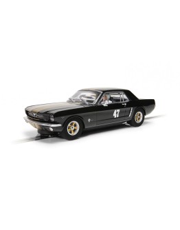 SCALEXTRIC 1/32 SLOT CAR - C4405 -FORD MUSTANG #47 BLACK & GOLD - SX4405