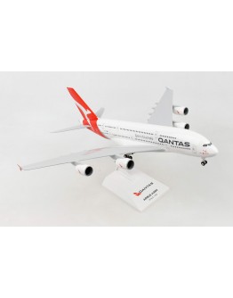 SKY MARKS 1/200 SCALE SOLID PLASTIC MODEL - SKR1000 - Qantas Airbus A380 (New livery)