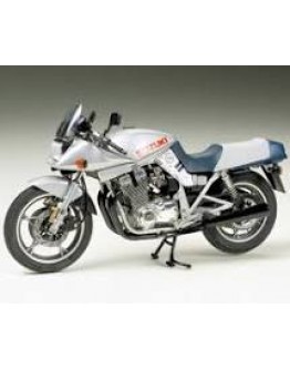 TAMIYA 1/12 SCALE MODEL MOTOR CYCLE KIT - 14010 - SUZUKI GSX110S KATANA