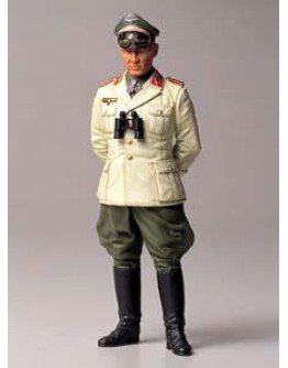 TAMIYA 1/16 SCALE MODEL KIT 36305 World Figure Series - Feldmarschall Rommel German (Africa Corps)