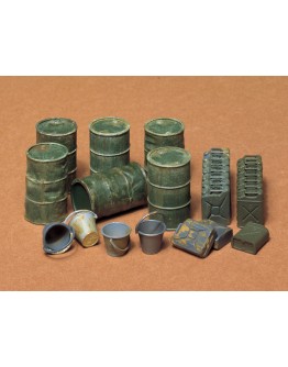 TAMIYA 1/35 SCALE MODEL KIT 35026 Jerry Can Set