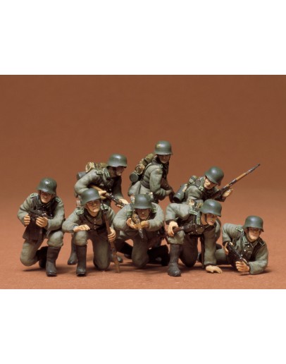 TAMIYA 1/35 SCALE MODEL KIT 35061 German Panzer Grenadiers 