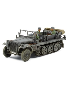 TAMIYA 1/35 SCALE MODEL KIT 37016 - GERMAN 1 TON HALF TRACK SD.KFZ10 - TA37016