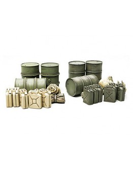 TAMIYA 1/48 SCALE MILITARY MODEL KIT - 32510 - Jerry Can Set