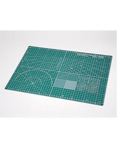 TAMIYA CRAFT TOOLS - 74076 - Cutting Matt (A3 Size/Green)