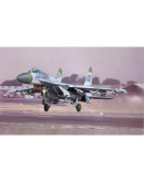 TRUMPETER 1/32 SCALE MODEL AIRCRAFT KIT - 02224 - Sukhoi Su-27 Flanker B