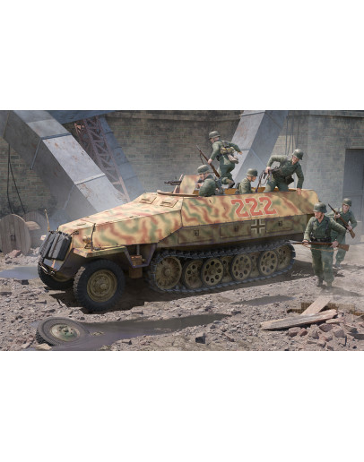 TRUMPETER 1/16 SCALE MILITARY MODEL KIT - 00942 - Sd.Kfz 251 D
