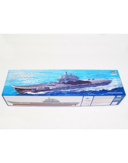 TRUMPETER 1/350 SCALE MODEL SHIP KIT - 05606 - USSR Admiral Kuznetsov Aircraft Carrier 